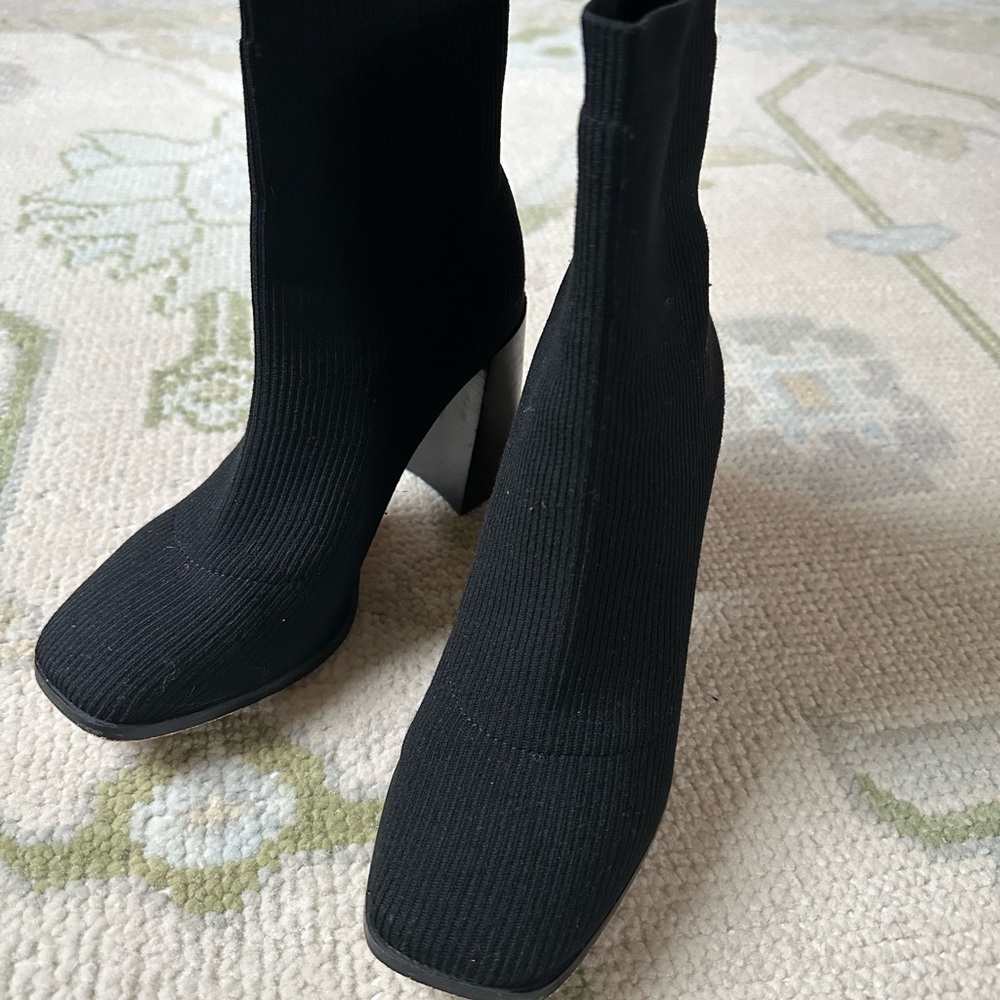 Deltas Flyknit Black Heeled Boots